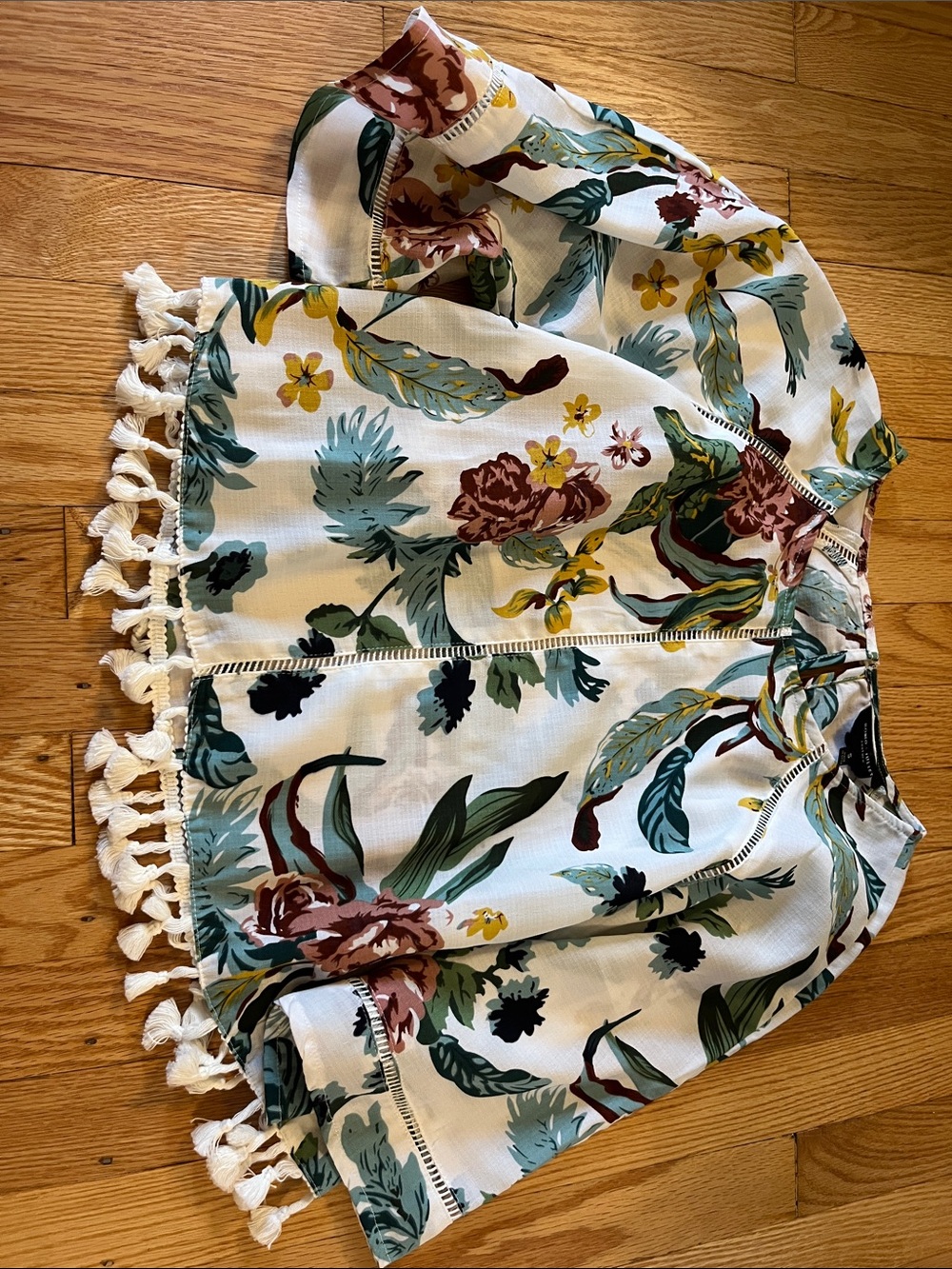 Romeo & Juliet Couture White Floral Tassel Top with Multi-Color Print